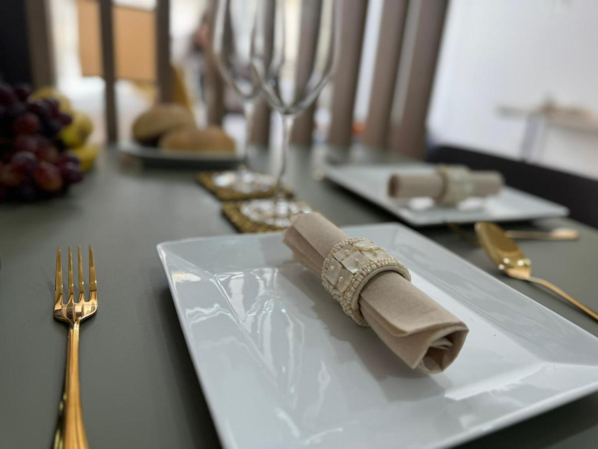 Apartamentos San Juan Suites บาดาฮอส ภายนอก รูปภาพ